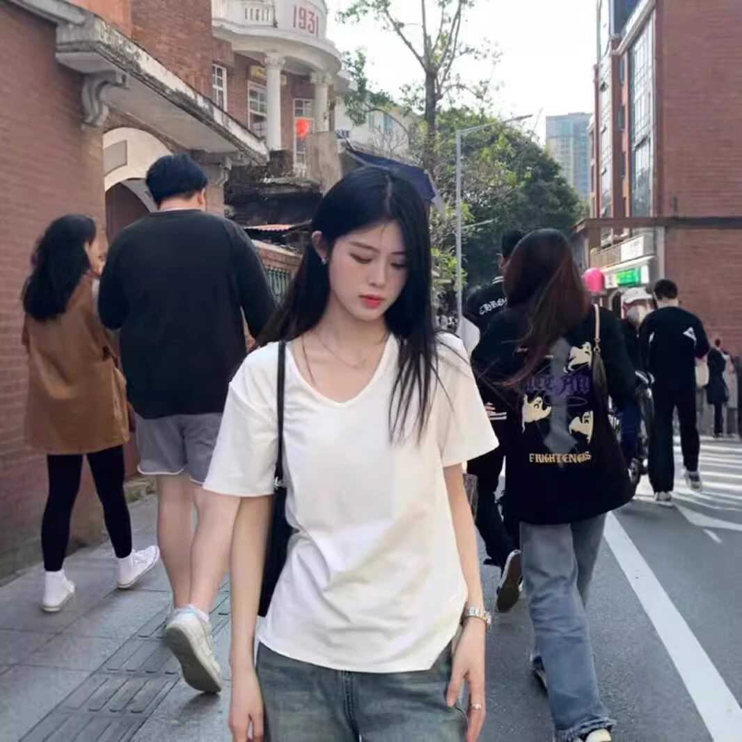 慵懒简约高级大气百搭面膜T恤