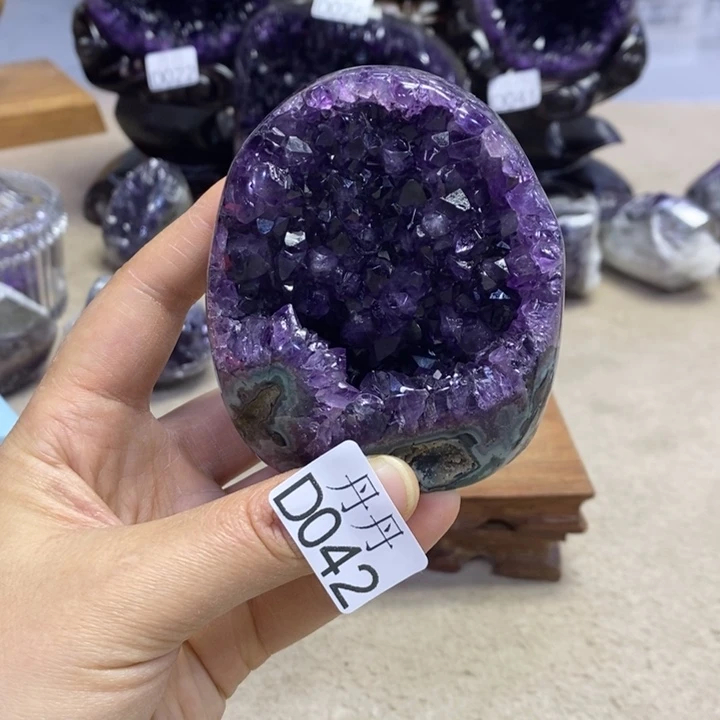 糖***糖水晶未镶嵌大型摆件（非配饰）