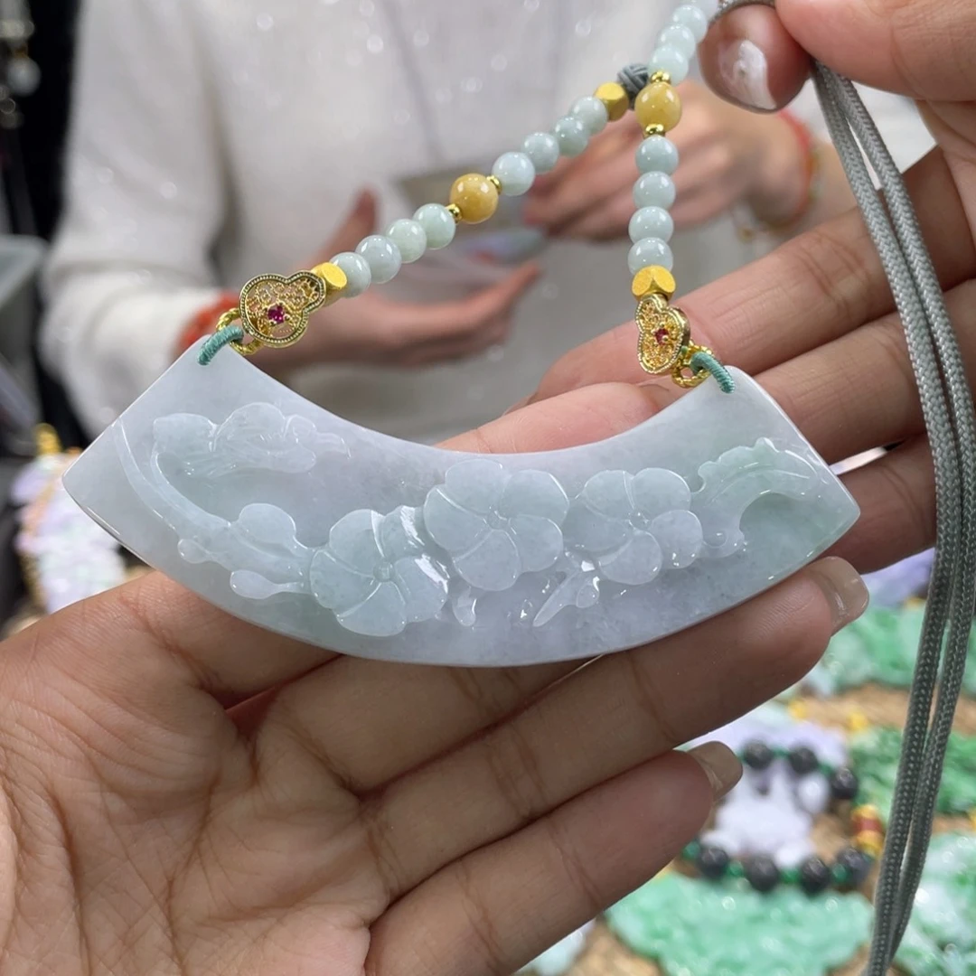 翡翠颈饰未镶嵌代编织