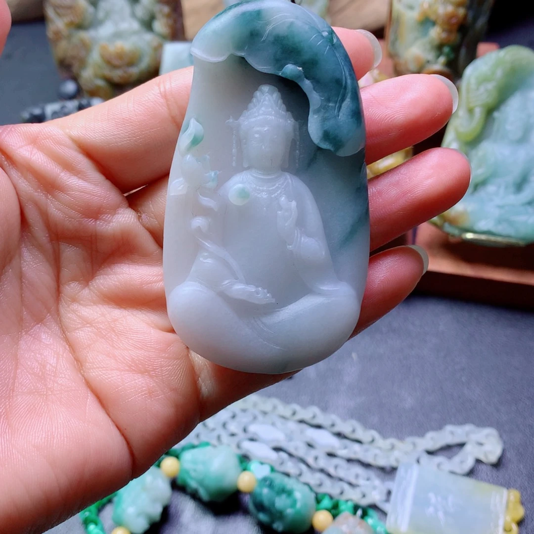 佛***光定制翡翠未镶嵌翡翠