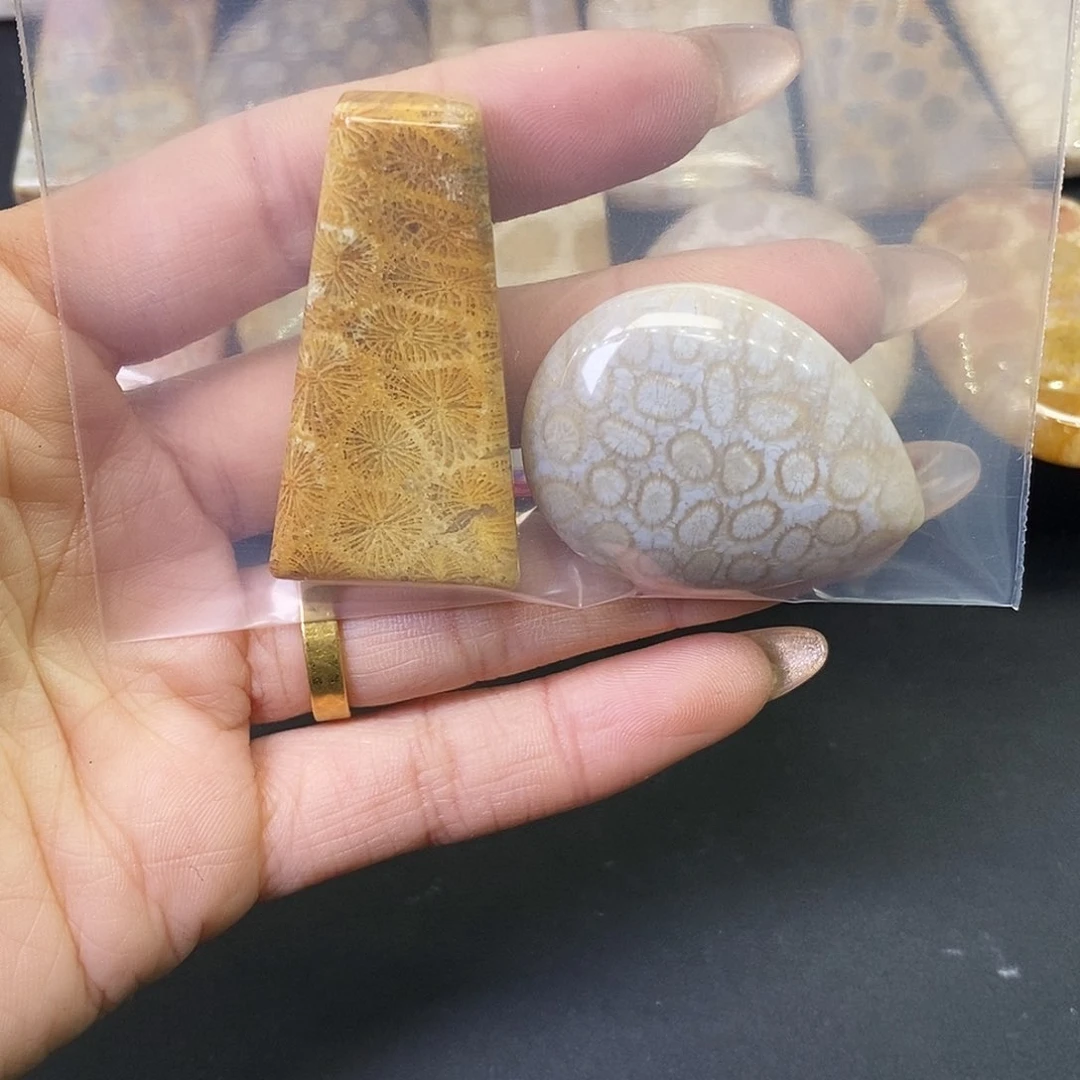 硅化玉颈饰合金～***～