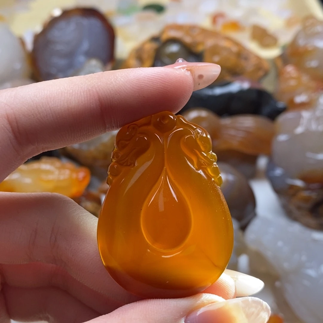 玛瑙/玉髓未镶嵌颈饰