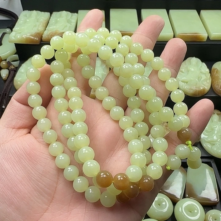 新***！和田玉未镶嵌挂件