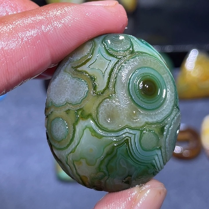 未镶嵌玛瑙/玉髓珠宝奇石
