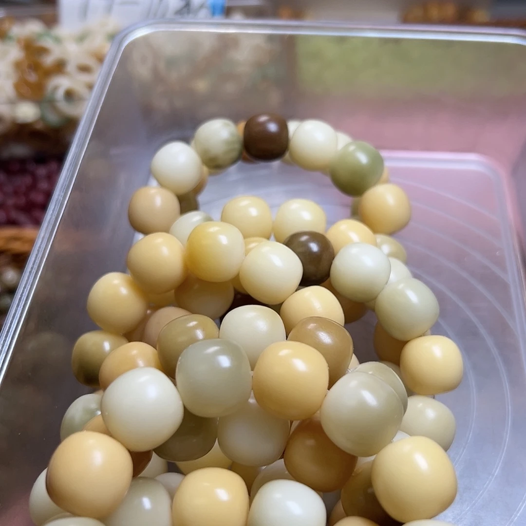 白玉菩提吊坠卡17干磨多宝串10条