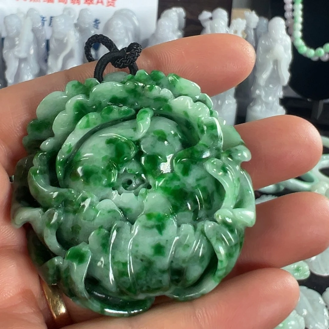 翡翠未镶嵌项圈天然翡翠挂件