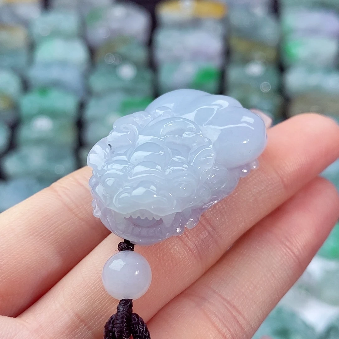 颈饰未镶嵌翡翠天然