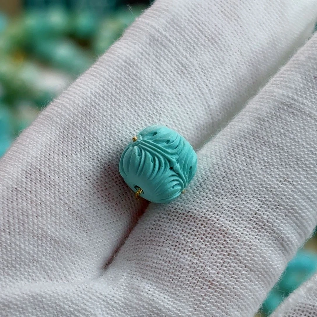 绿松石未镶嵌珠宝奇石