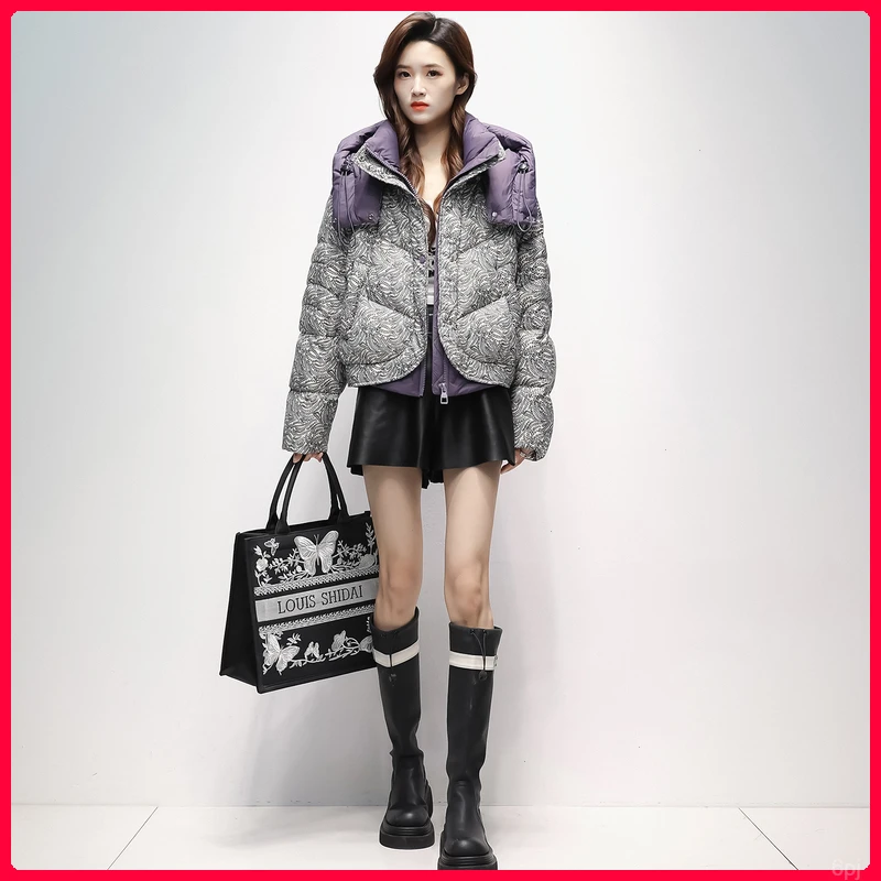 潮牌印花小个子2025冬季新款设计感时尚羽绒服女短款版型好看外套