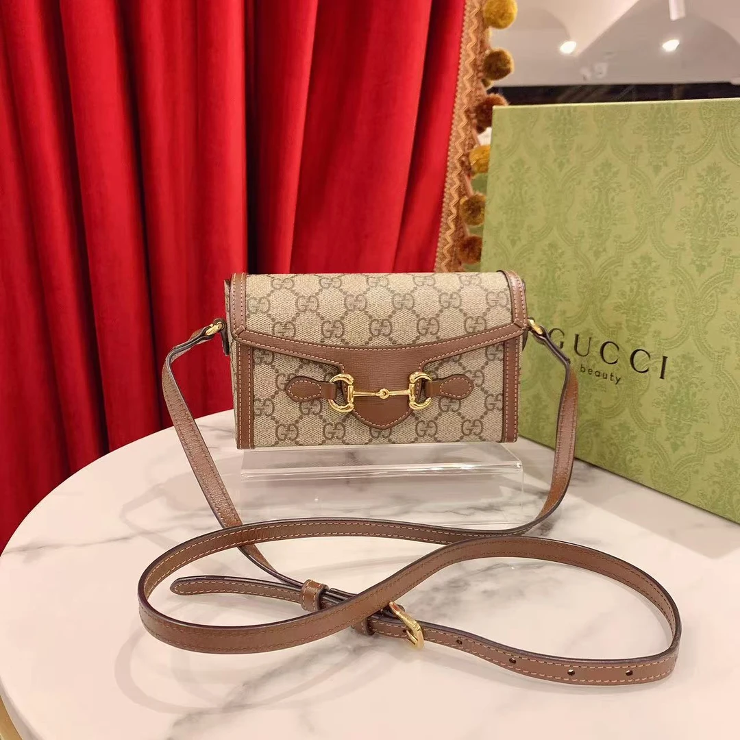 95新 GUCCI/古驰 GGS古驰1955横版手机包老花金扣单肩包 62138105