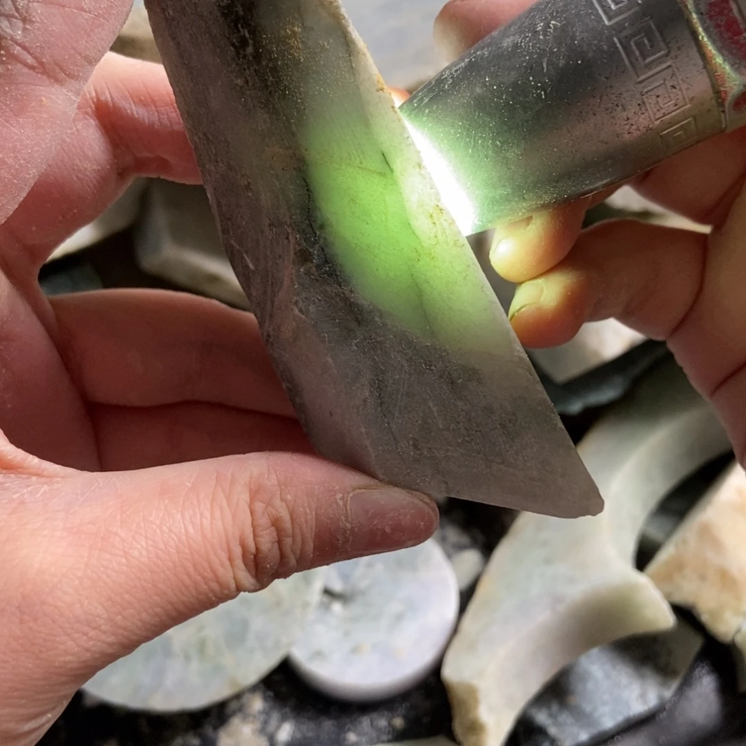 未镶嵌挂件翡翠天然翡翠