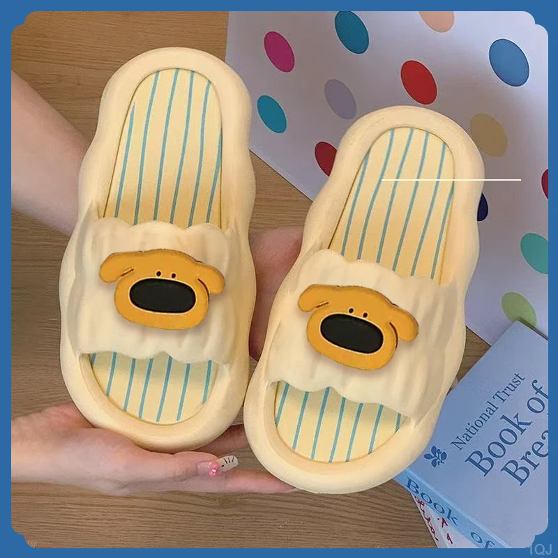 粉花朵新款ins花瓣郁金香标凉拖鞋女夏家用外穿防滑软底时尚拖鞋