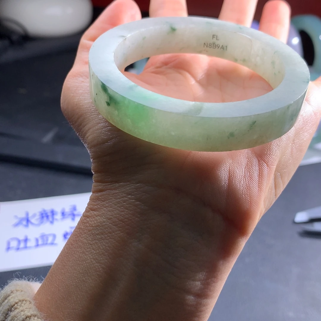 定制翡翠未镶嵌54到59有纹裂