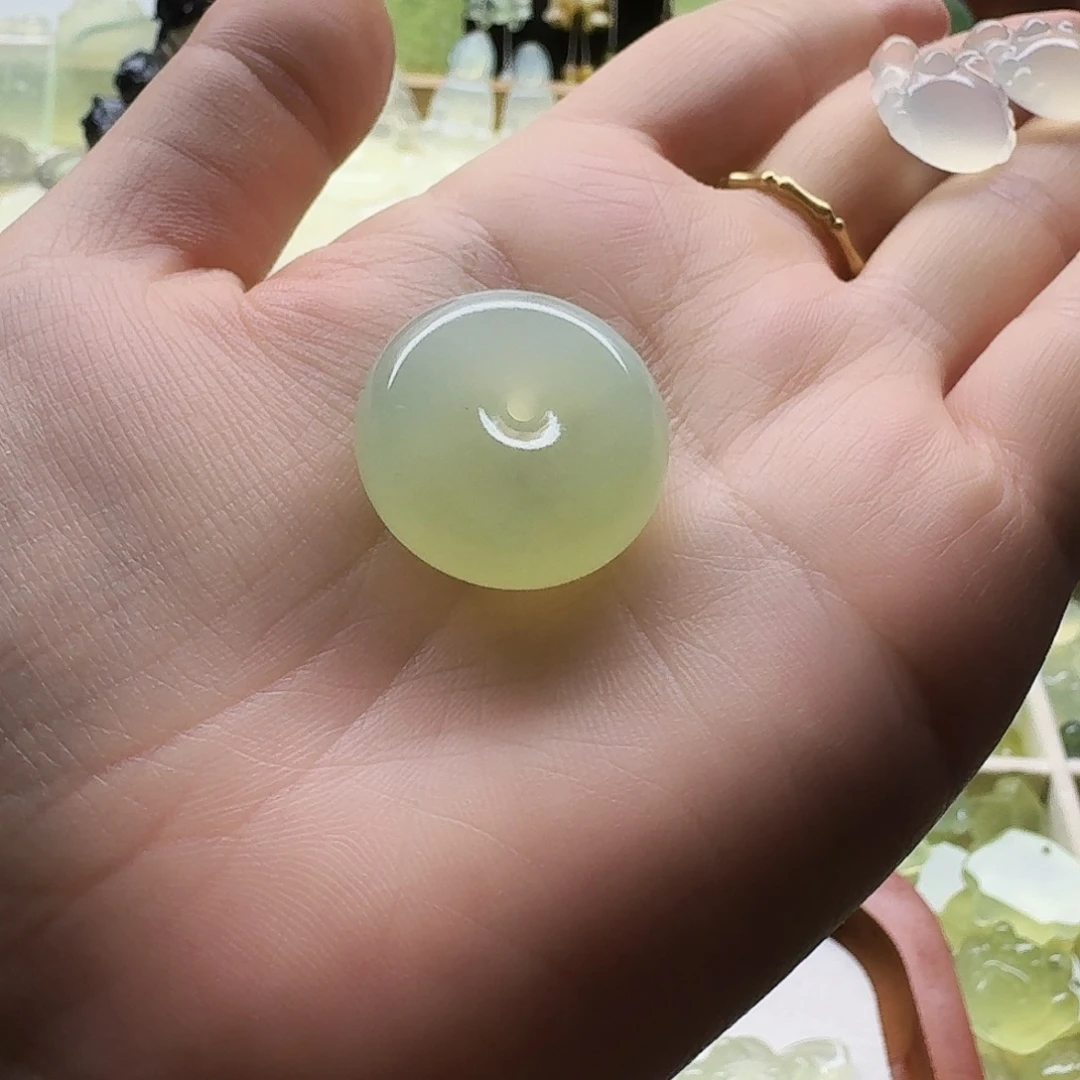 八***角蛇纹石玉合金颈饰