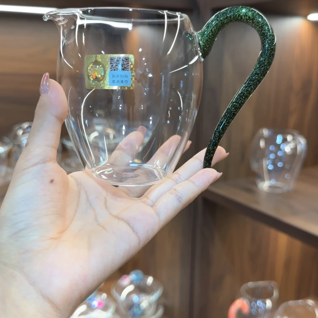 禾器怡然黑金。。。