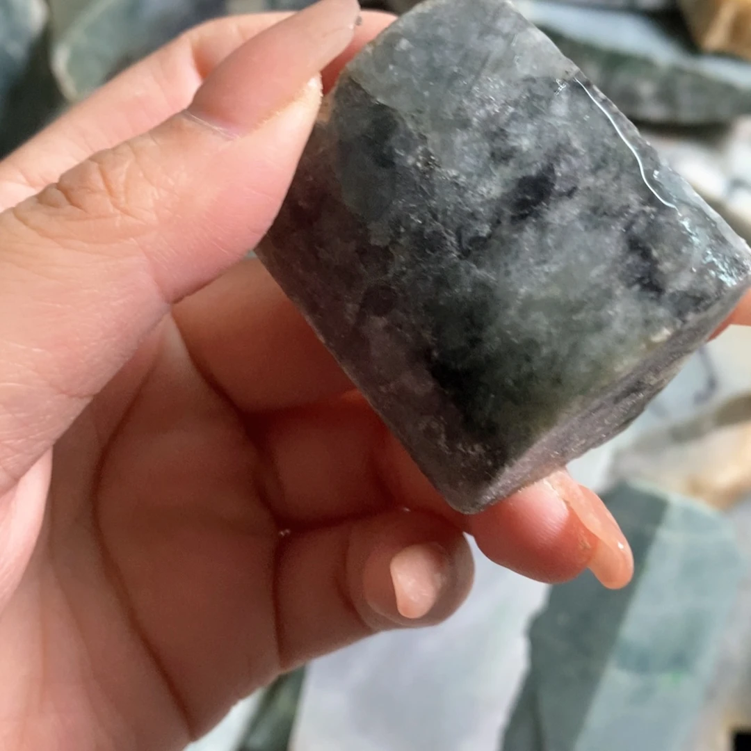 颈饰未镶嵌翡翠天然翡翠