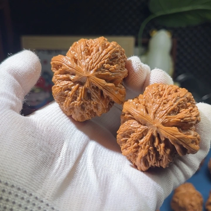文玩核桃把件粗筋