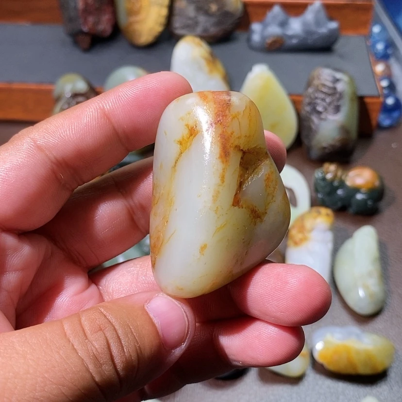 【闪购商品】和田玉未镶嵌颈饰窝*发