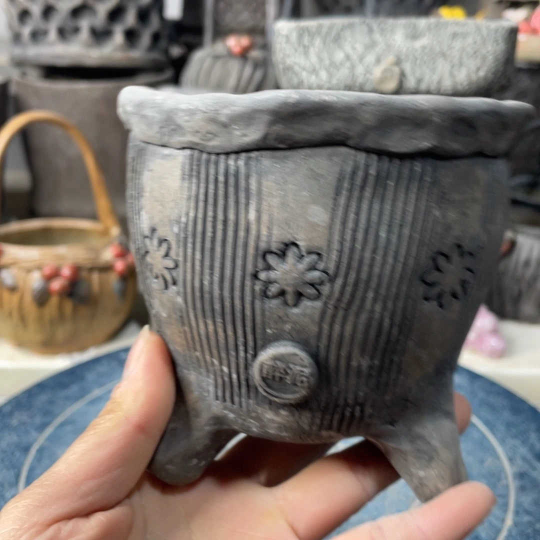 红陶一个人的时候就会想