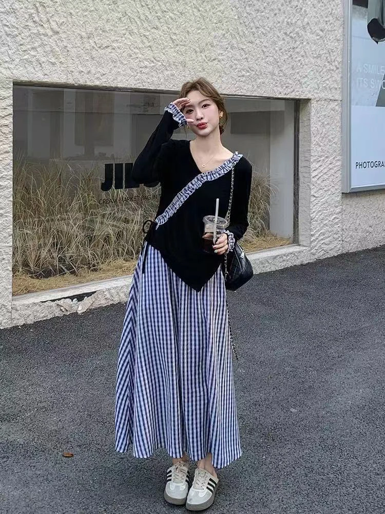 新 高级感百搭时尚气质显瘦25春款设计感复古条纹拼接连衣裙女