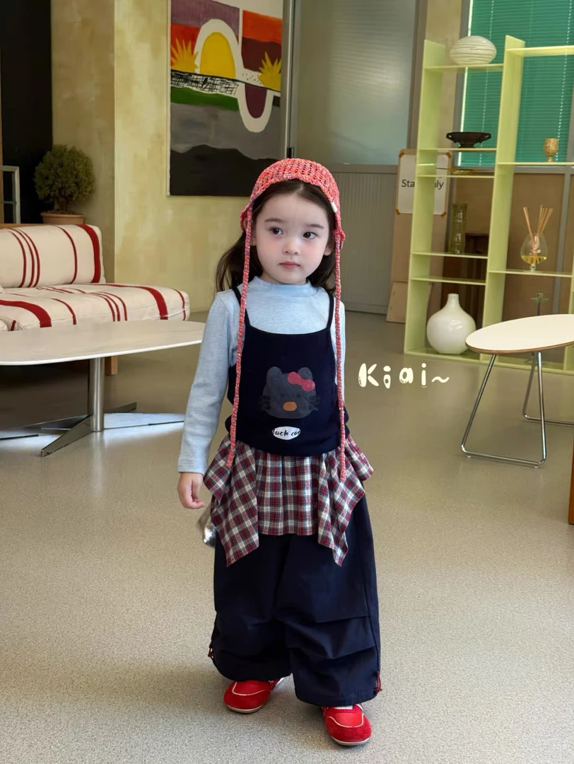 C22女童小猫真两件套上衣