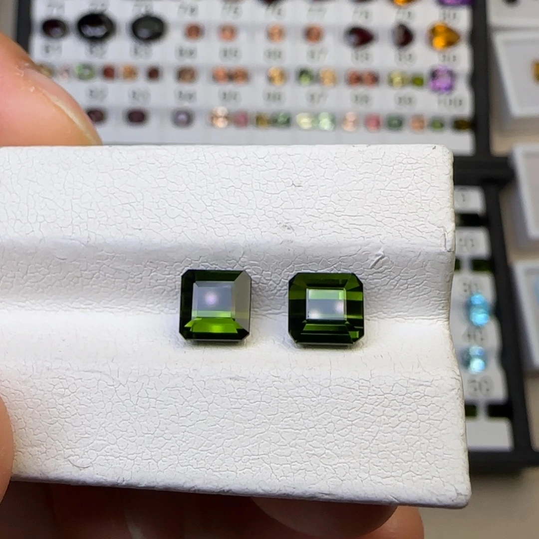 碧玺未镶嵌珠宝半成品天然3.15克拉 一对