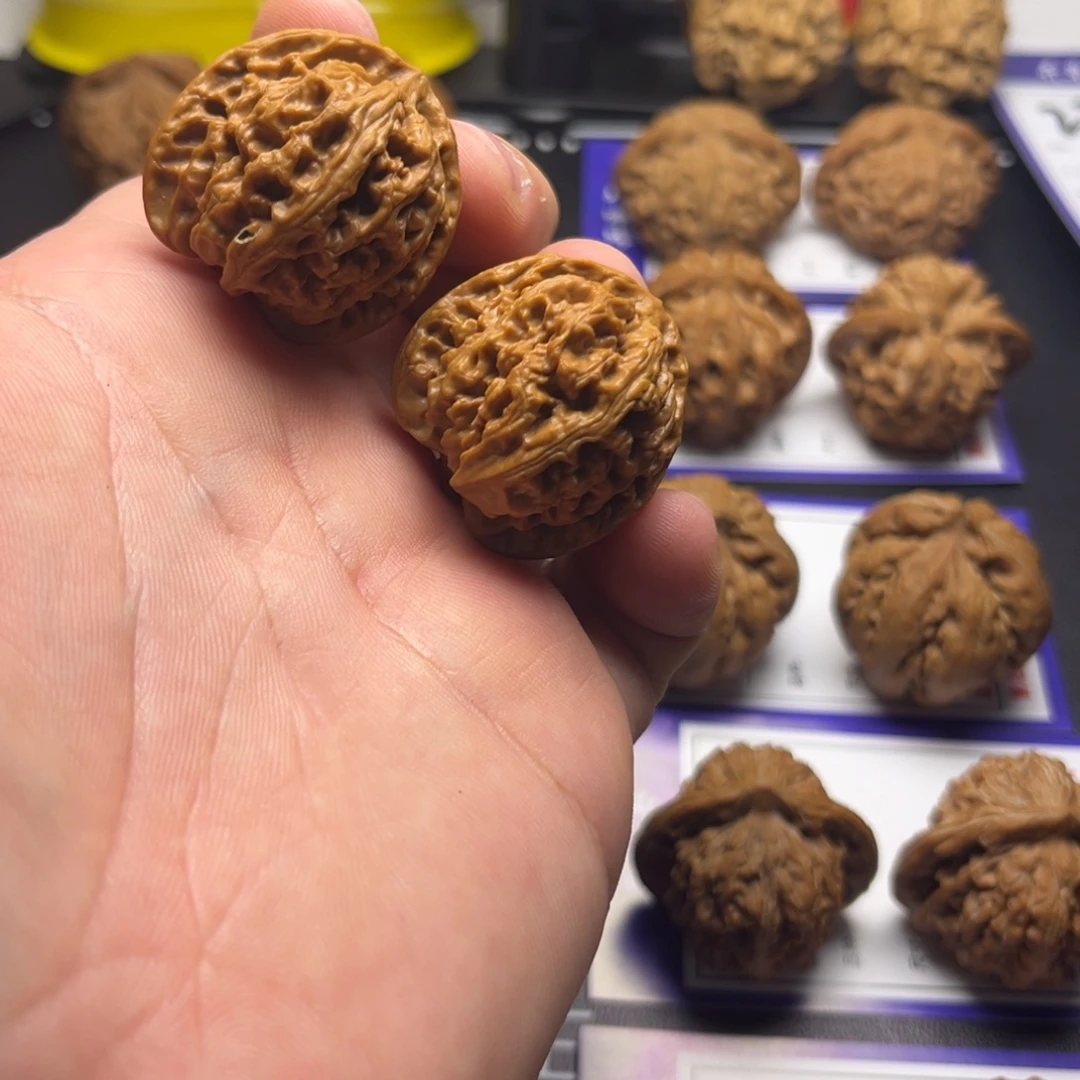 文玩核桃吊坠32苹果