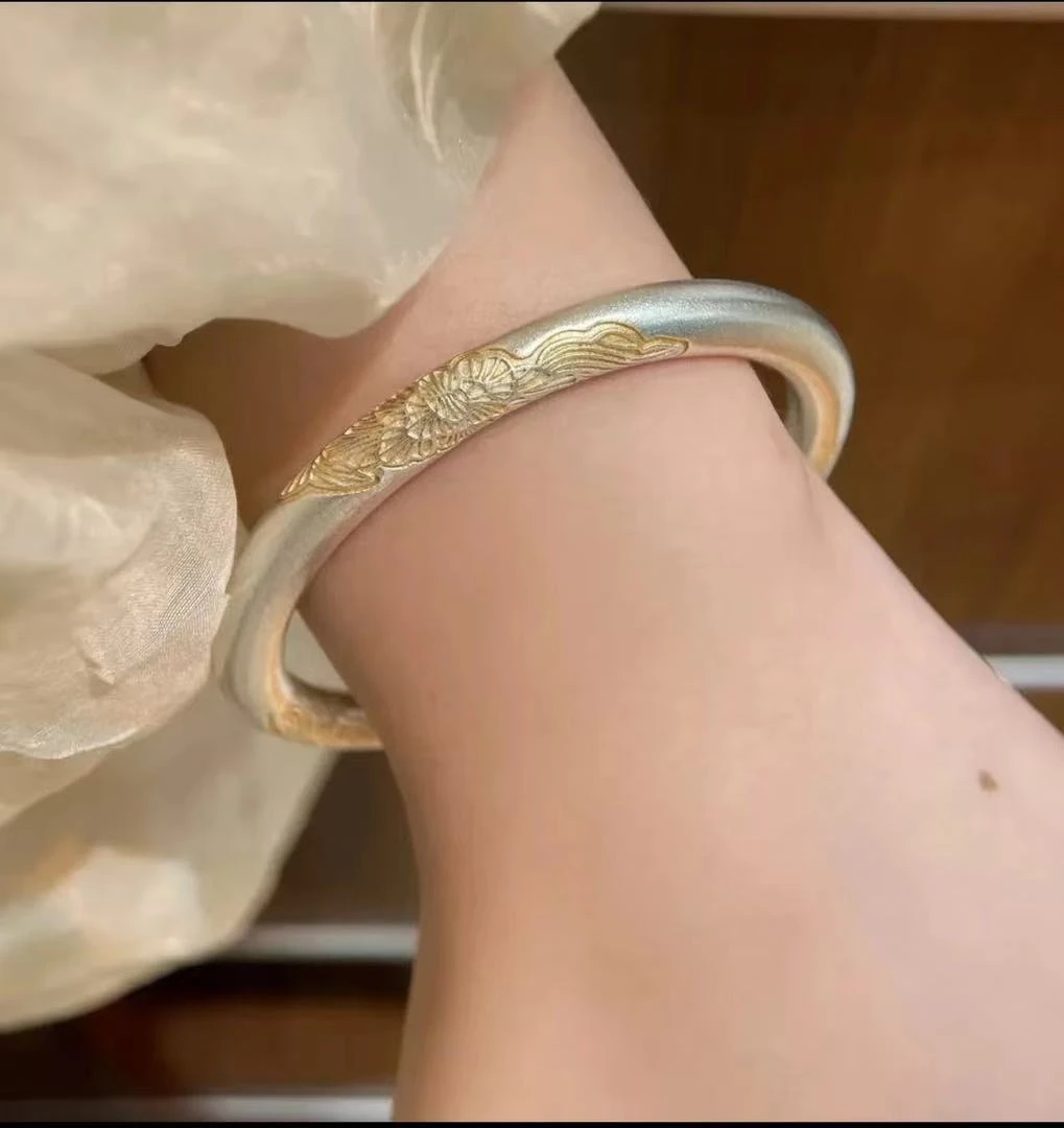 999.9银繁花闭口镯