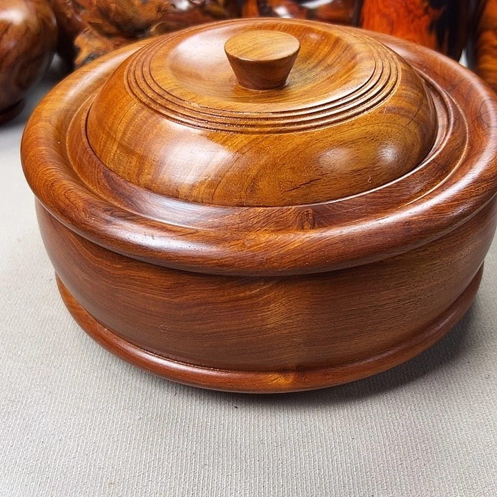 漂*缅甸花梨木大罐子一个