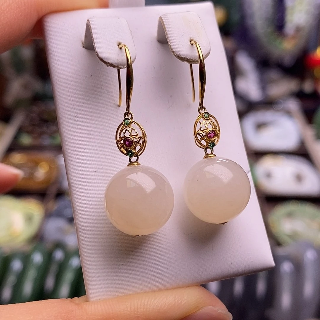 颈饰未镶嵌和田玉毕业级老坑料浓红粉金镶耳坠12m