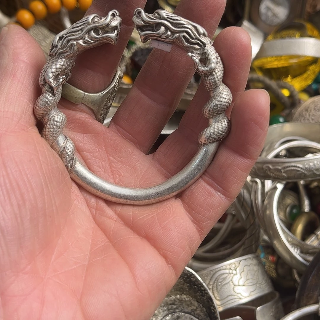 铜器工艺品有限公司你好