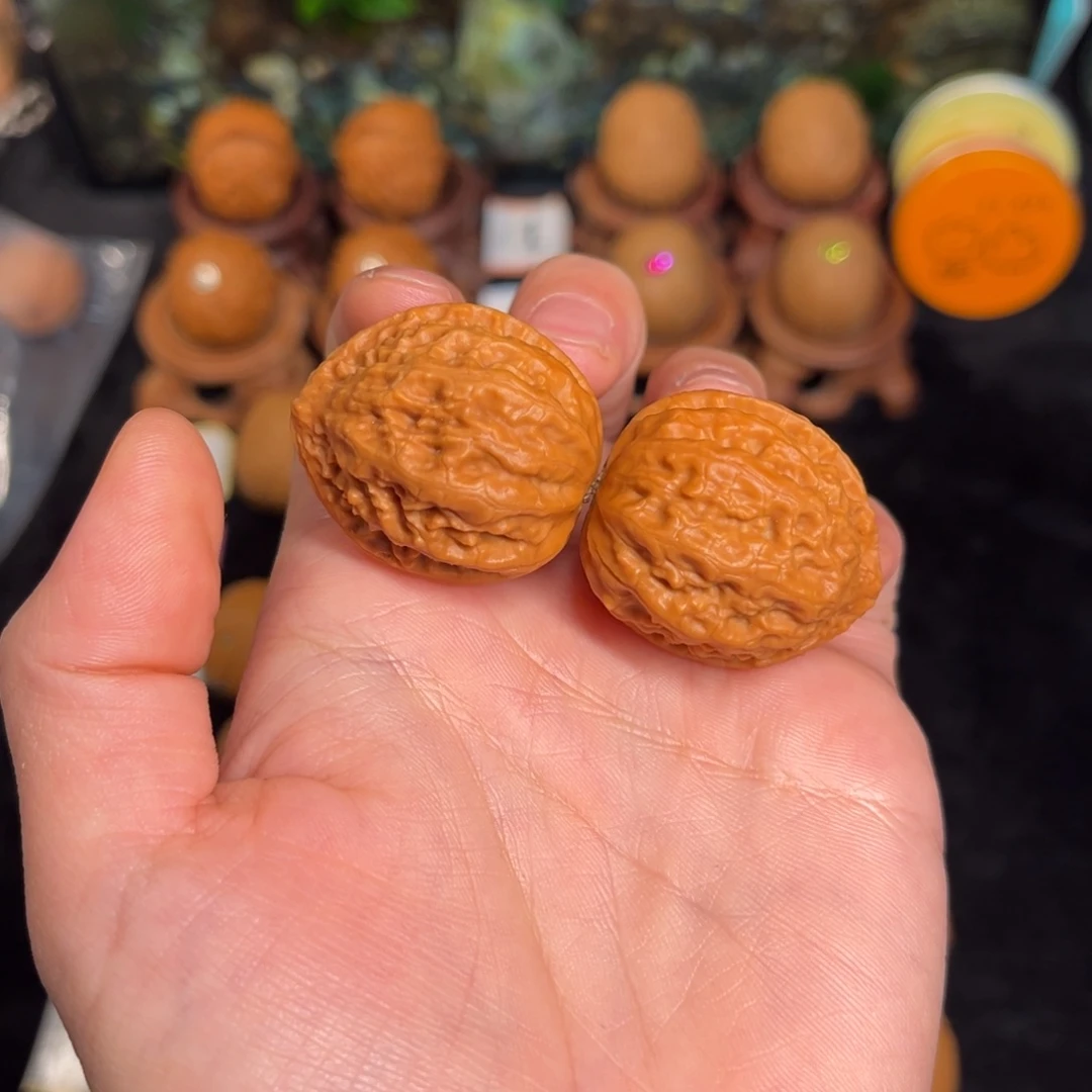 文玩核桃把件29尺野生小金牛已打底