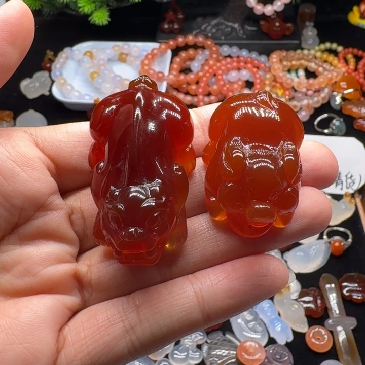 小***宝玛瑙/玉髓颈饰未镶嵌