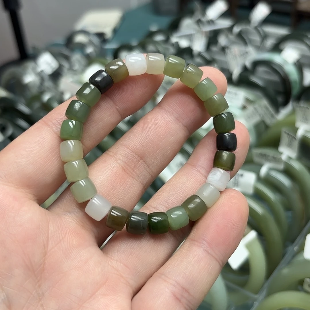 未镶嵌手镯和田玉(糖玉)