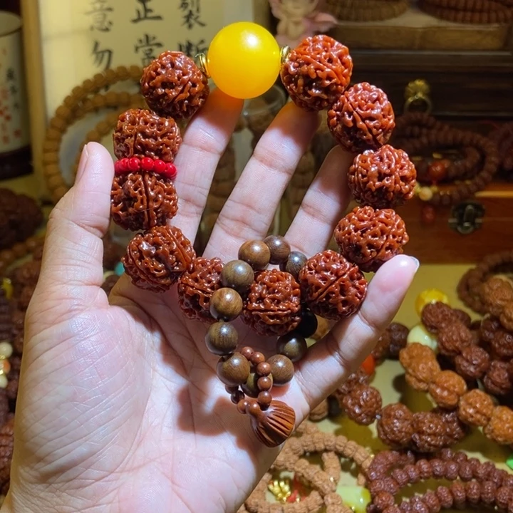 吊坠金刚菩提215玉化