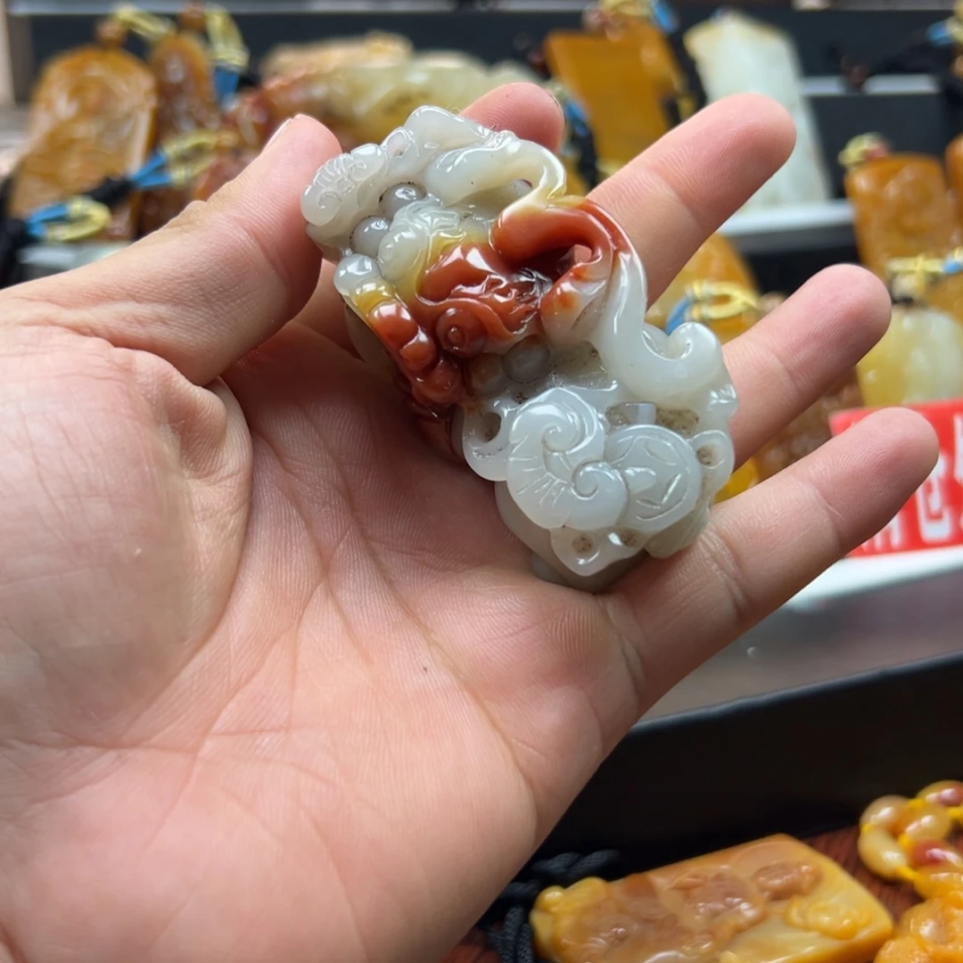 石英质玉（黄龙玉）未镶嵌hly