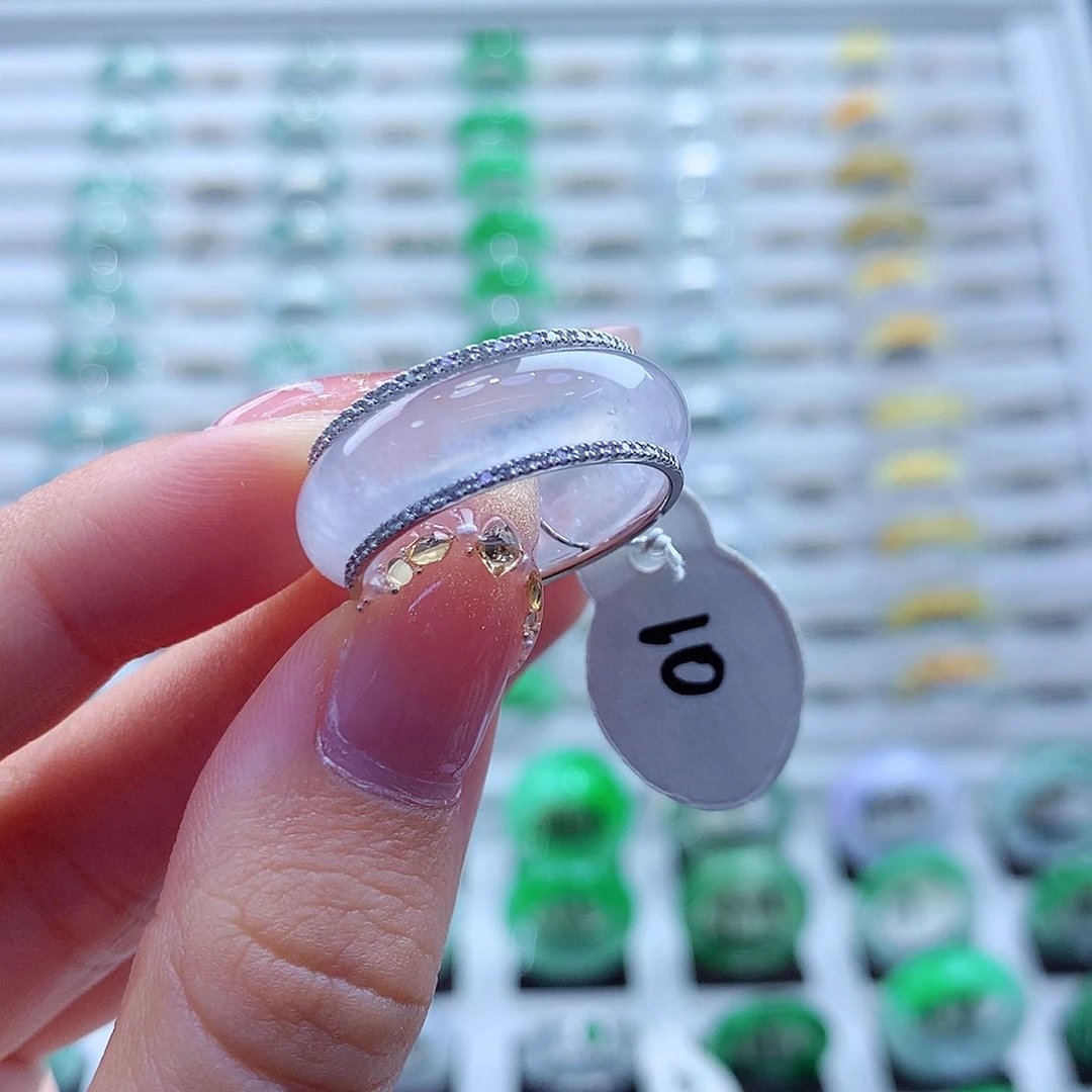 未镶嵌戒指翡翠提**苏翡翠