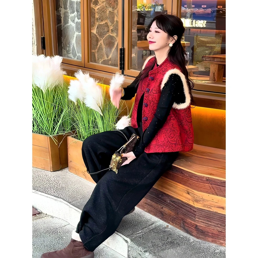 新中式国风设计感浮雕加厚马甲女2025秋季新款洋气无袖保暖外套潮