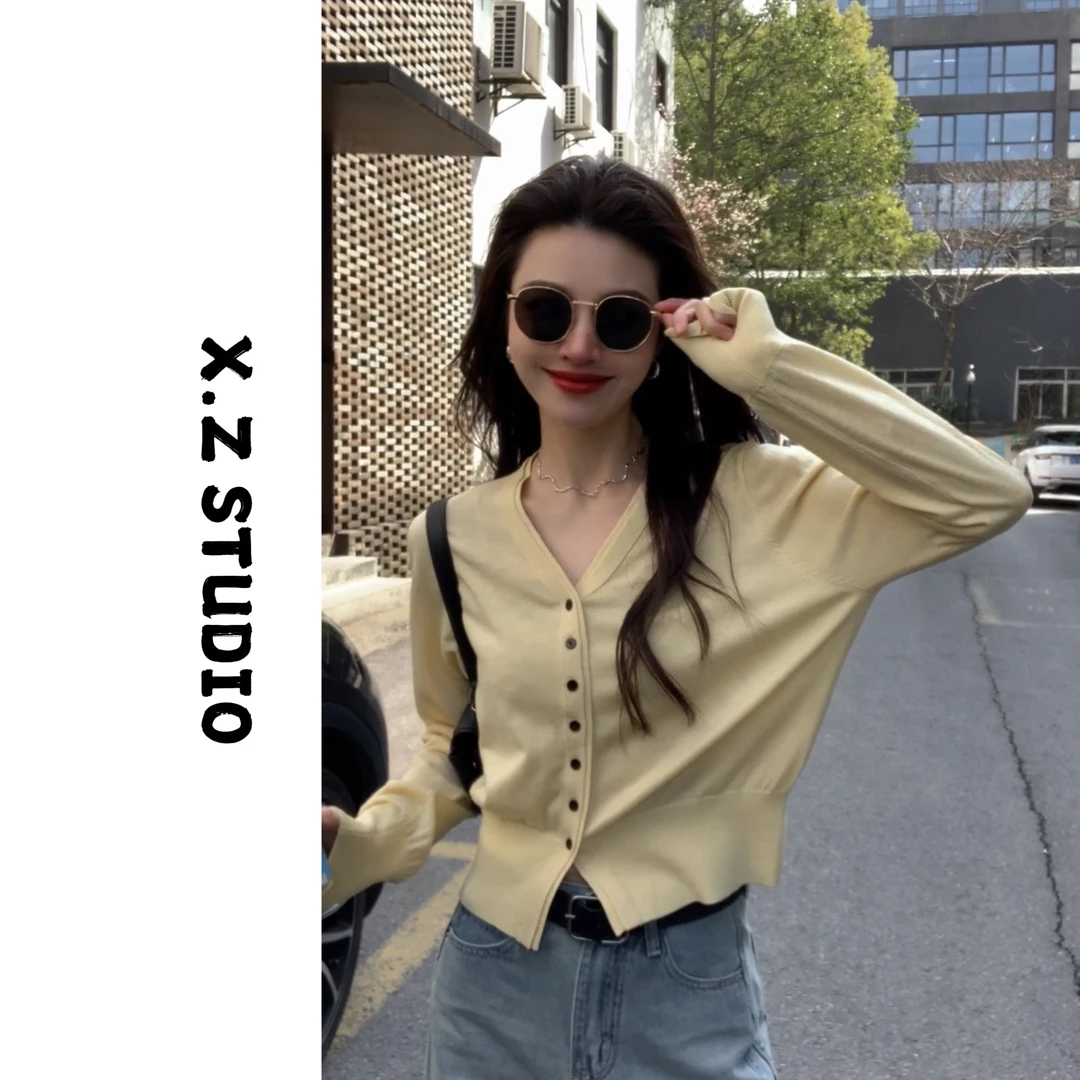 X.ZHEN【V领开衫】新款休闲百搭女款小衫显瘦舒适好穿独特漂亮上衣