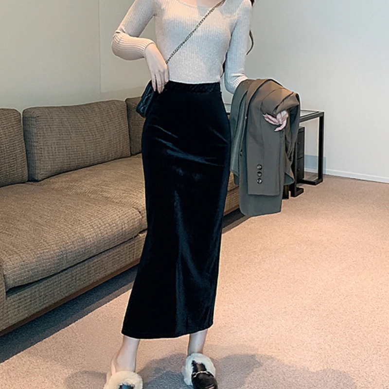 金丝绒半身裙黑色包臀裙长裙高腰开叉复古显瘦中长款辣妈裙小黑裙