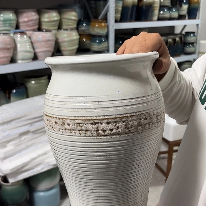 高度32厘米口19厘米