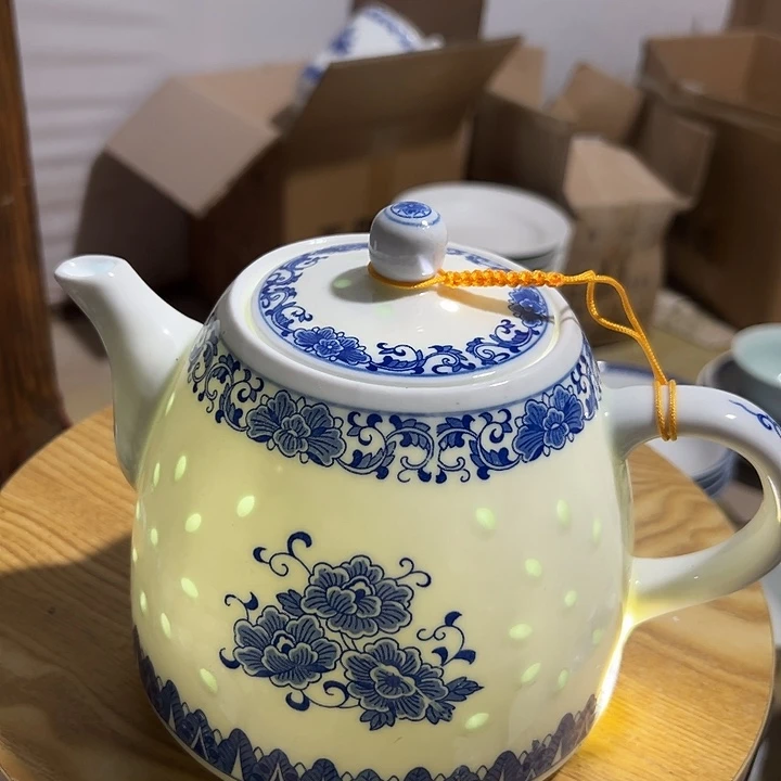 青花玲珑牡丹茶壶1.5升