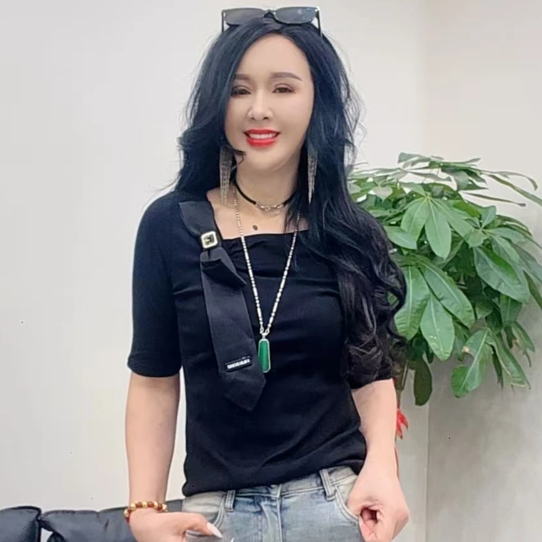 2025新款蝴蝶结方领T恤修身显瘦时尚气质纯色短款洋气6002