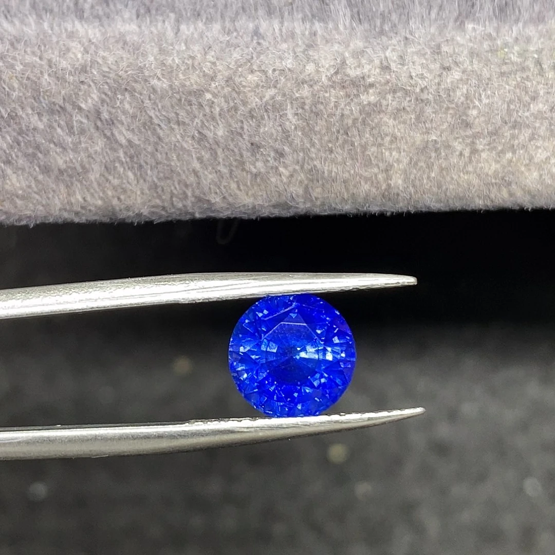 蓝宝石裸石3.19克拉天然色标级满火彩皇家蓝蓝宝石