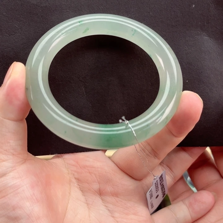 石英质玉手镯未镶嵌26