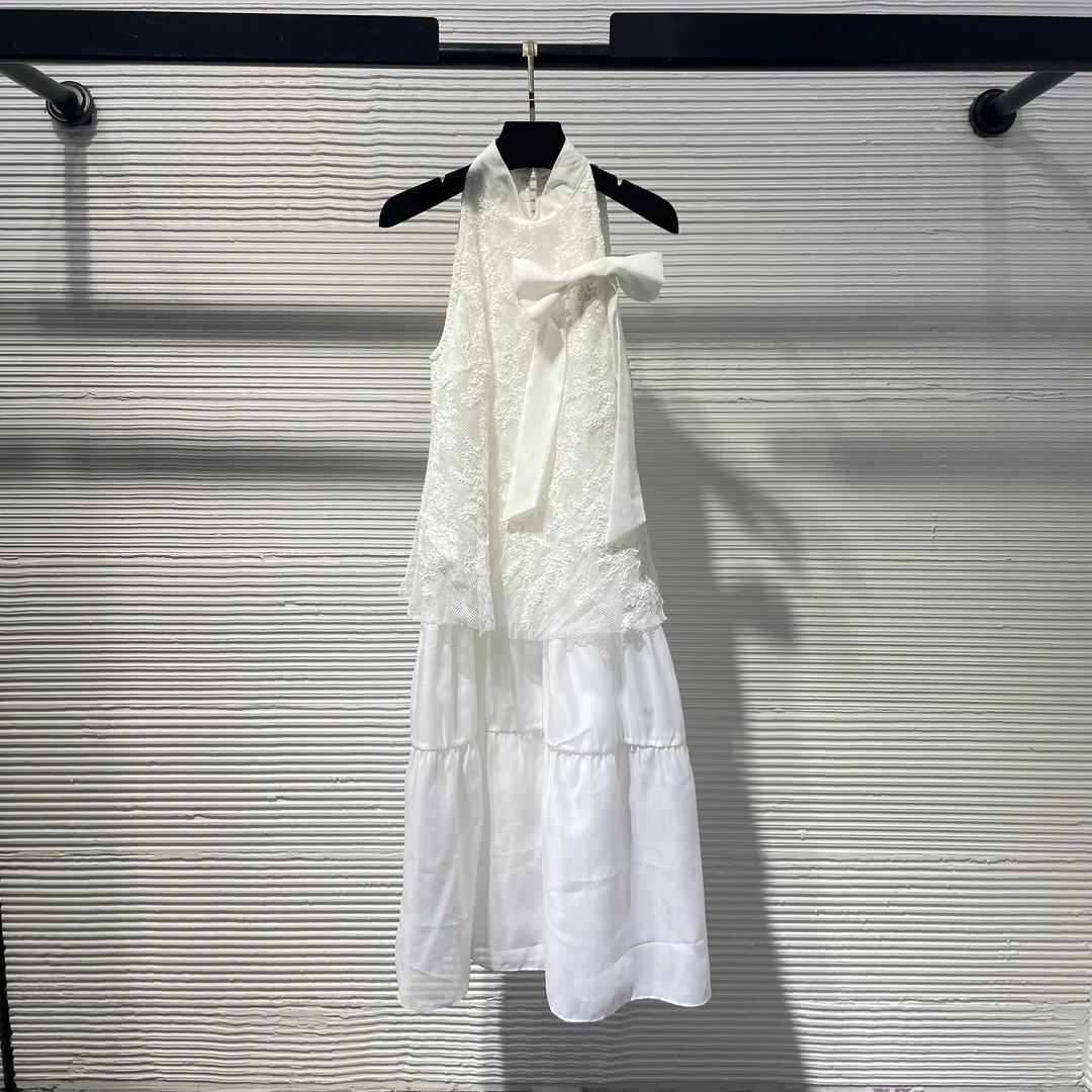 DY 25卓家周末雅韵东方优雅蕾丝长款挂脖连衣裙A105