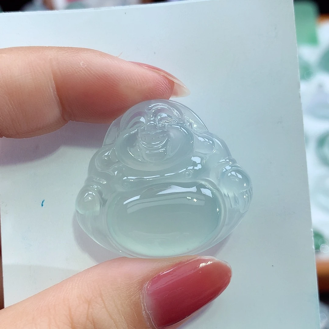 翡翠18K金镶嵌颈饰佛