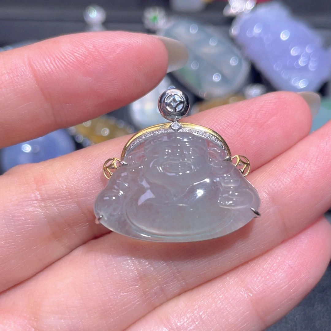 颈饰18K金镶嵌翡翠翡翠