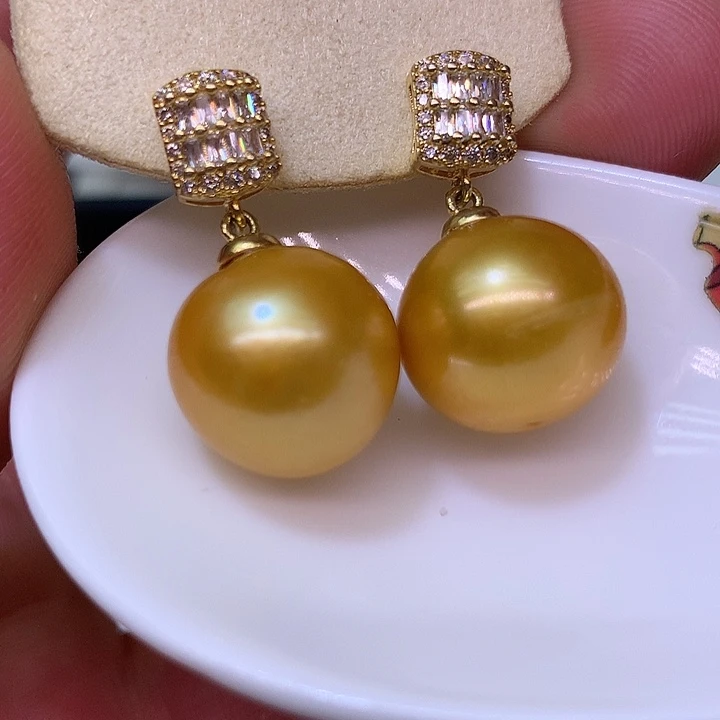 银S925镶嵌耳饰淡水珍珠