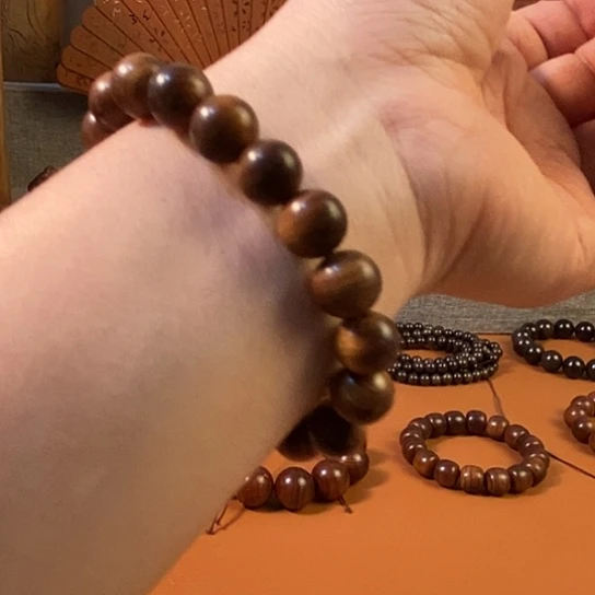 老山檀香老山檀香1.0沉水